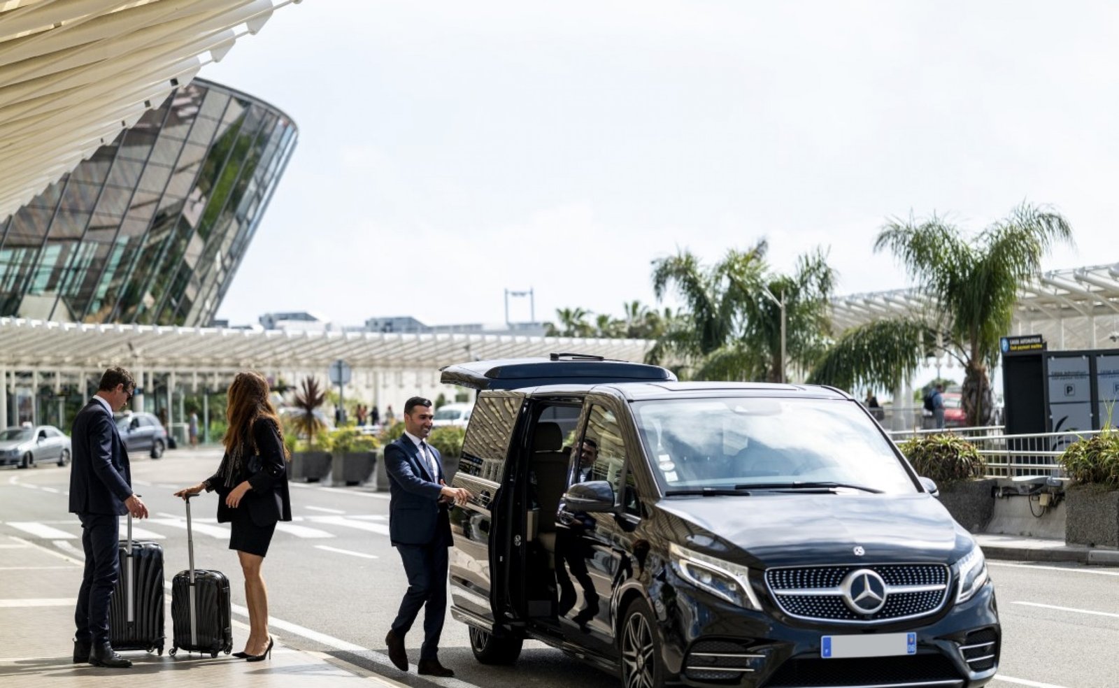 Airport Transfer & Shuttle Service
